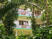 Chrissies Hotel 