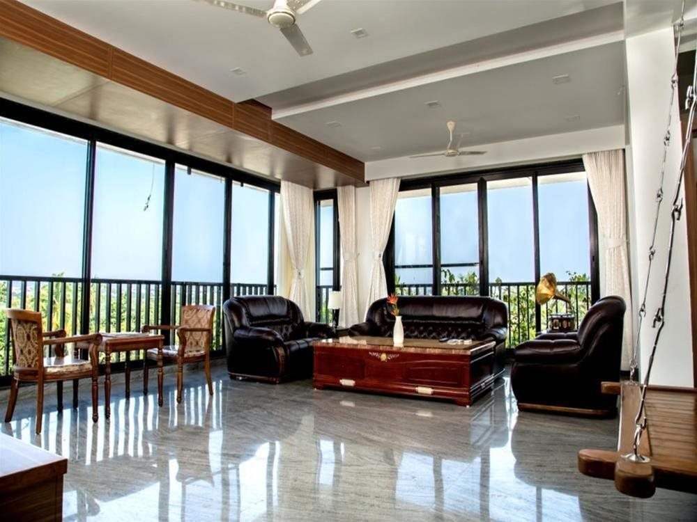 OYO Apartments Nashik Vineyard 