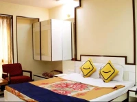 Vista Rooms at Old Agra Road 