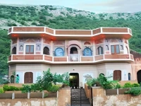 Aapno Heritage Hotel 3*