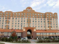 Holiday Inn and Suites Ottawa Kanata 3*