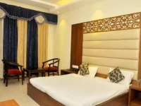OYO Premium Dhakoli Zirakpur 