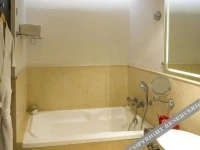 OYO Premium Calangute Suites 