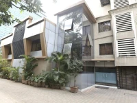 OYO Apartments Powai Lake 