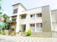 Misty Woods Serviced Villa 