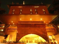 OYO Premium NH 8 Dahisar Mumbai 