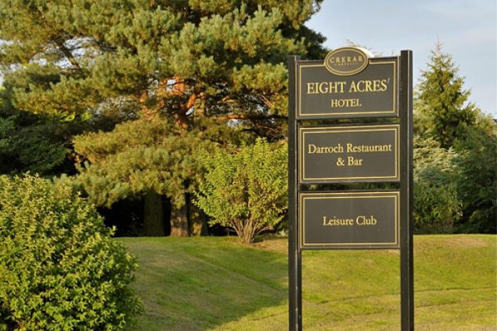 Crerar Eight Acres Hotel 4*