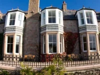 Kilmarnock Arms 3*