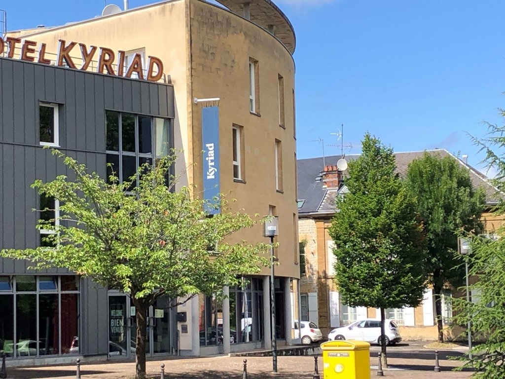 Kyriad Charleville Mezieres 3*