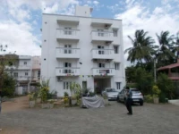 Lotus Suite Service Apartment 