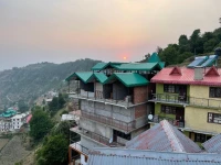 Hotel Himalayan Escape 