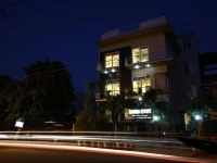FabHotel Sikandarpur Metro Station 