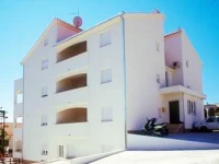 Businci Villa 3*