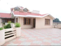 Maruthi Cottages 2*