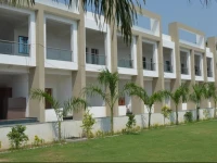 Banyan Paradise Resort 