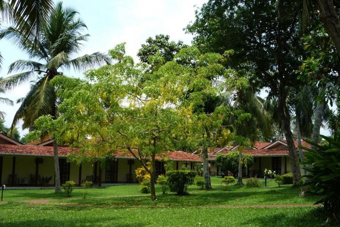 Tamarind Tree Katunayake 3*