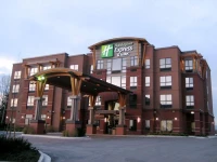 Holiday Inn Express Hotel and Suites Riverport Richmond 3*