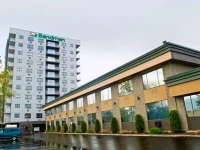Sandman Hotel Kelowna 2*