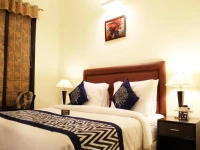 OYO Premium DLF City Club 