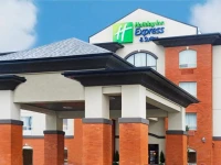 Holiday Inn Express Hotel and Suites Slave Lake 3*