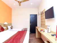 Hotel R B International 