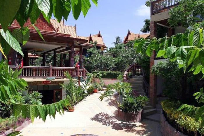 Sunset Villas Resort and Spa 4*