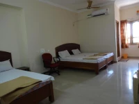 Komal Paradise 