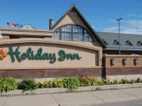 Holiday Inn Montreal Airport 3*