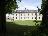 Chateau De Lazenay 2*