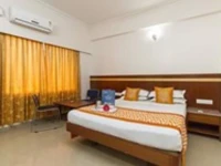 OYO Rooms Majestic Gandhinagar 3 