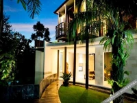 Dwi Bunga Villa 