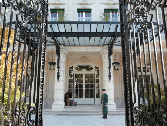 Shangri-La Hotel 5*