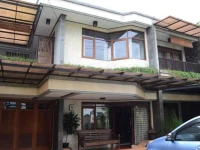 Paras Yogya 4*