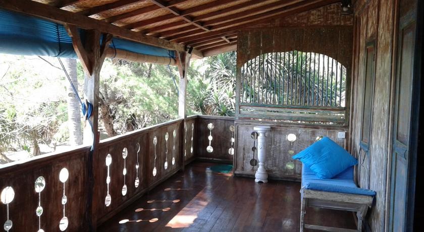 Kais Beach House 