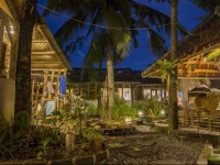 Farmers Yard Hostel 