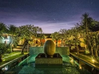 K Art Gallery Villa 
