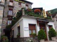 Hostal Pirineos 