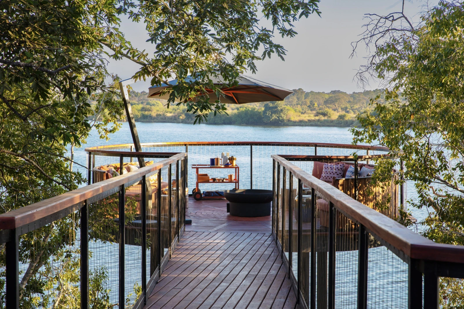 Anantara Tented Camp Kafue River открывает лодж в одном из последних великих диких уголков Африки в Замбии