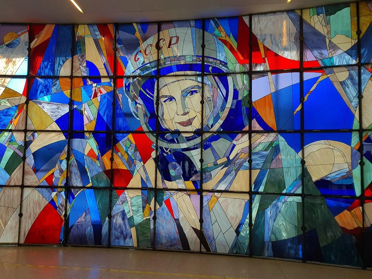 ЯРОСЛАВСКАЯ ВСЕЛЕННАЯ: ПЛАНЕТАРИЙ + ДЕЛЬФИНАРИЙ