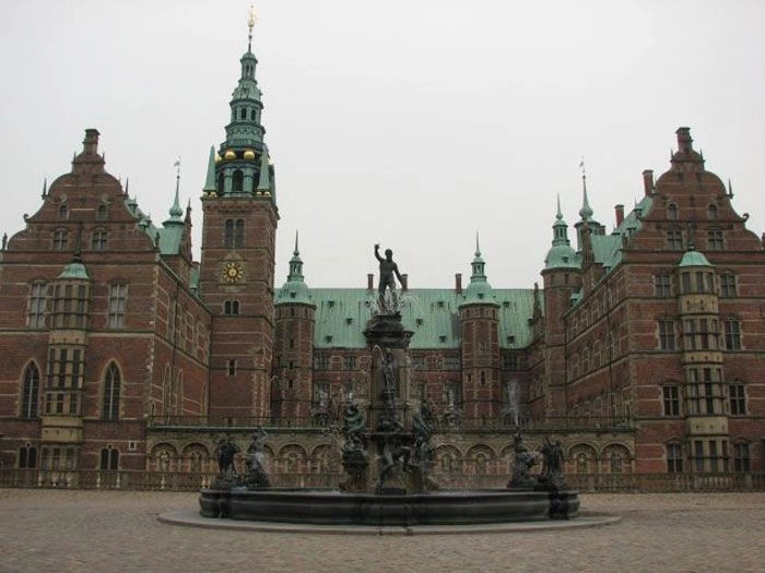 Фреденсборг
