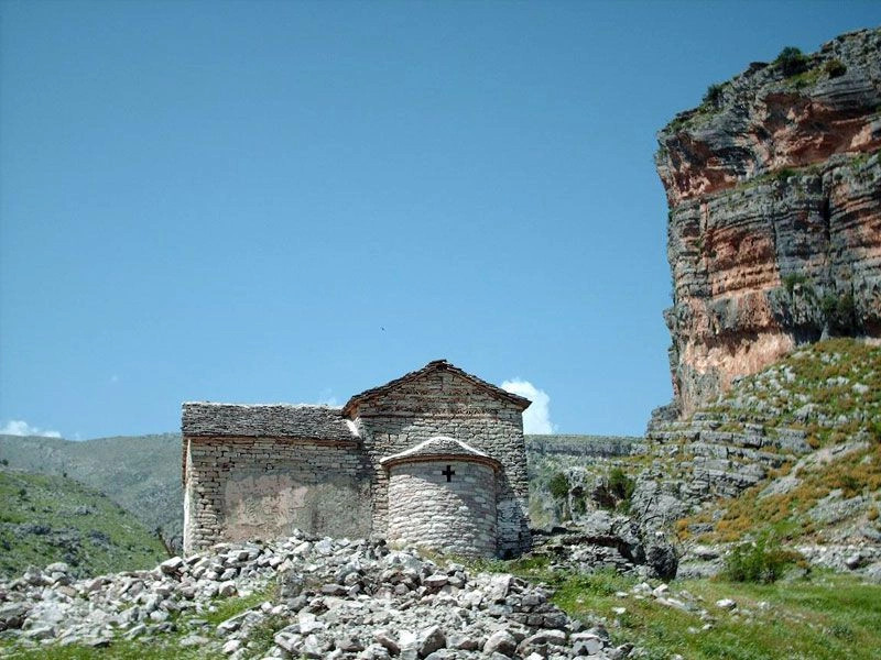 Гирокастра город