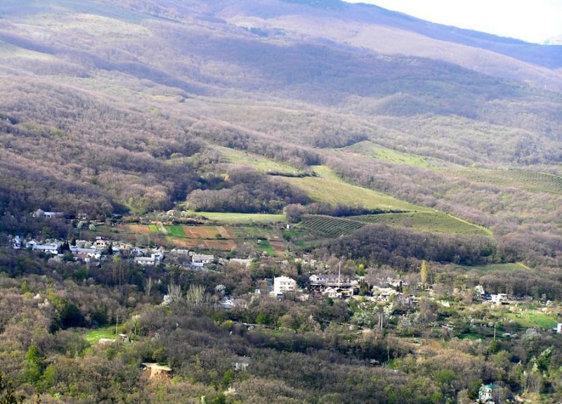 Алуштинский горсовет (Большая Алушта)