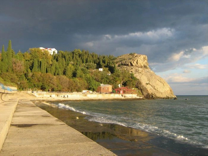 Кипарисное (Кучук-Ламбат)