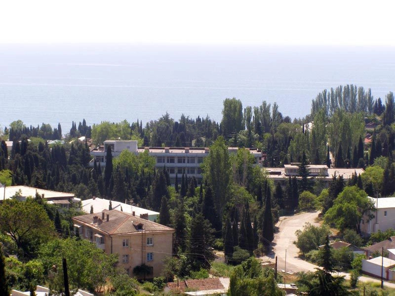 Алуштинский горсовет (Большая Алушта)