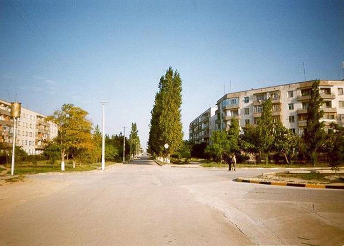 Мирный