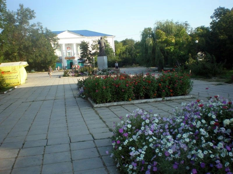 Приморский (Южная Точка, рядом — Хафуз, Дальние Камыши)