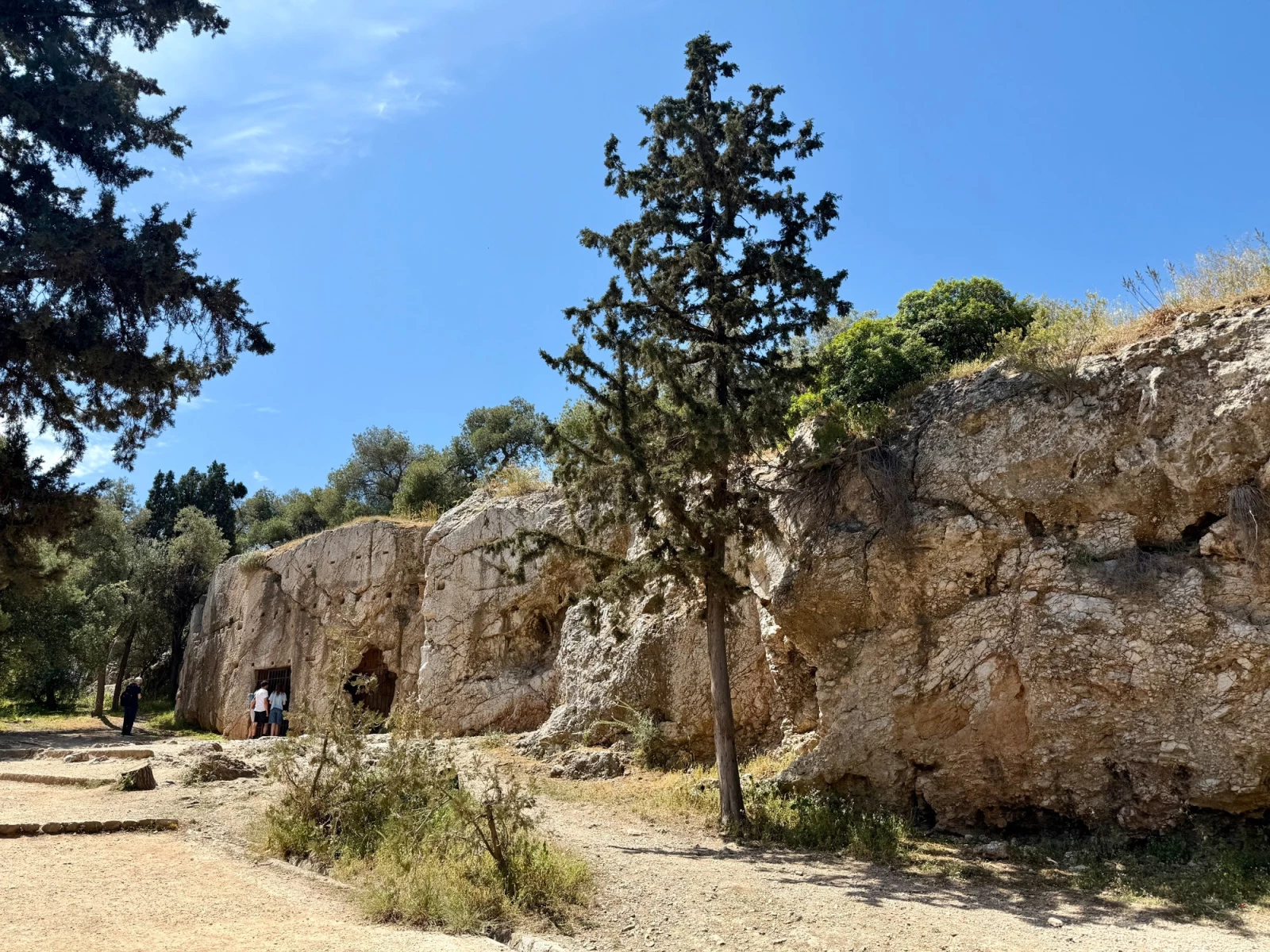 Тюрьма Сократа