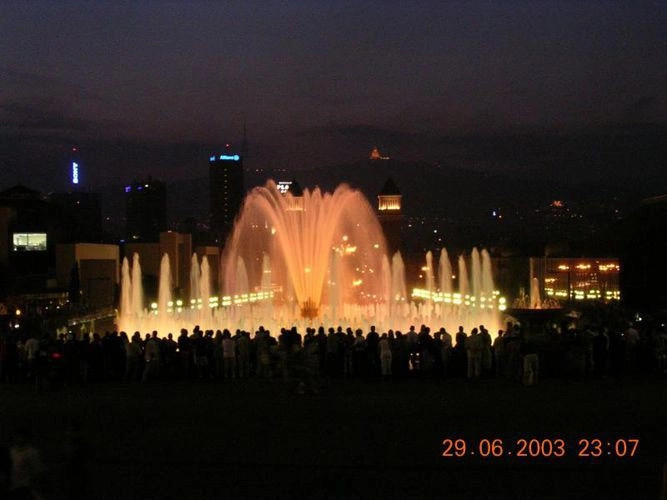 Барселона (город)