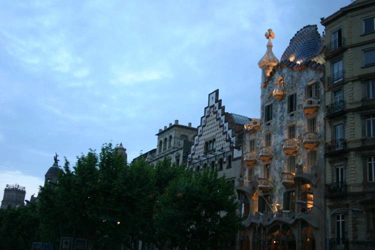 Барселона (город)