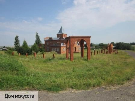 Трехизб-Шемурша село